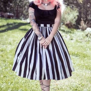 Pinup girl clothing skirt